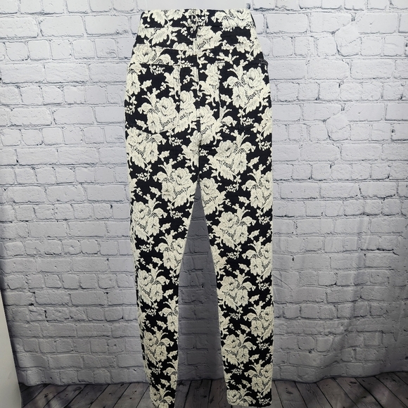 7 For All Mankind Size 28 Jeans Black Paisley Lace - Picture 5 of 6